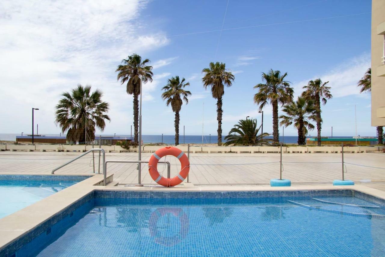 Wonderful Studio Apartment In Front Of The Beach 코스타 다 카파리카 외부 사진